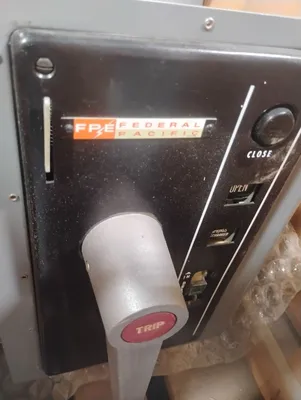 Federal Pacific Electric Co FP-25 Circuit Breakers | ESS Industrial Equipment Sales (3)