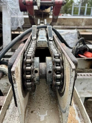 USED NEWMAN KM16