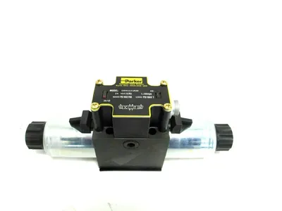 NEW PARKER D3W1CVJK56-40 SOLENOID VALVE D3W1CVJK5640