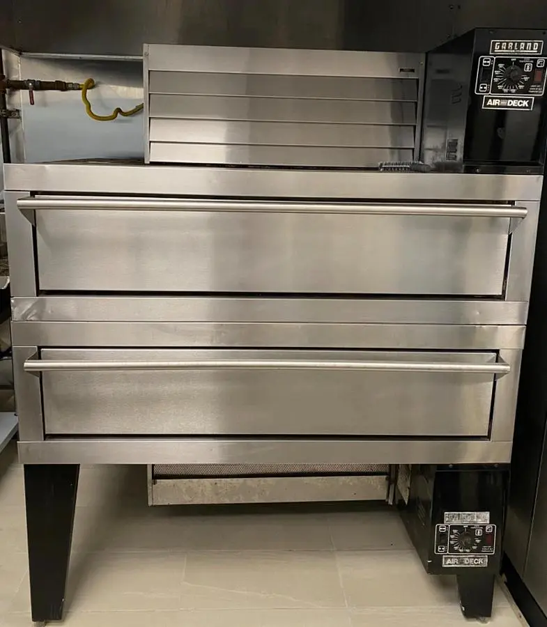 USED GARLAND AIR DECK