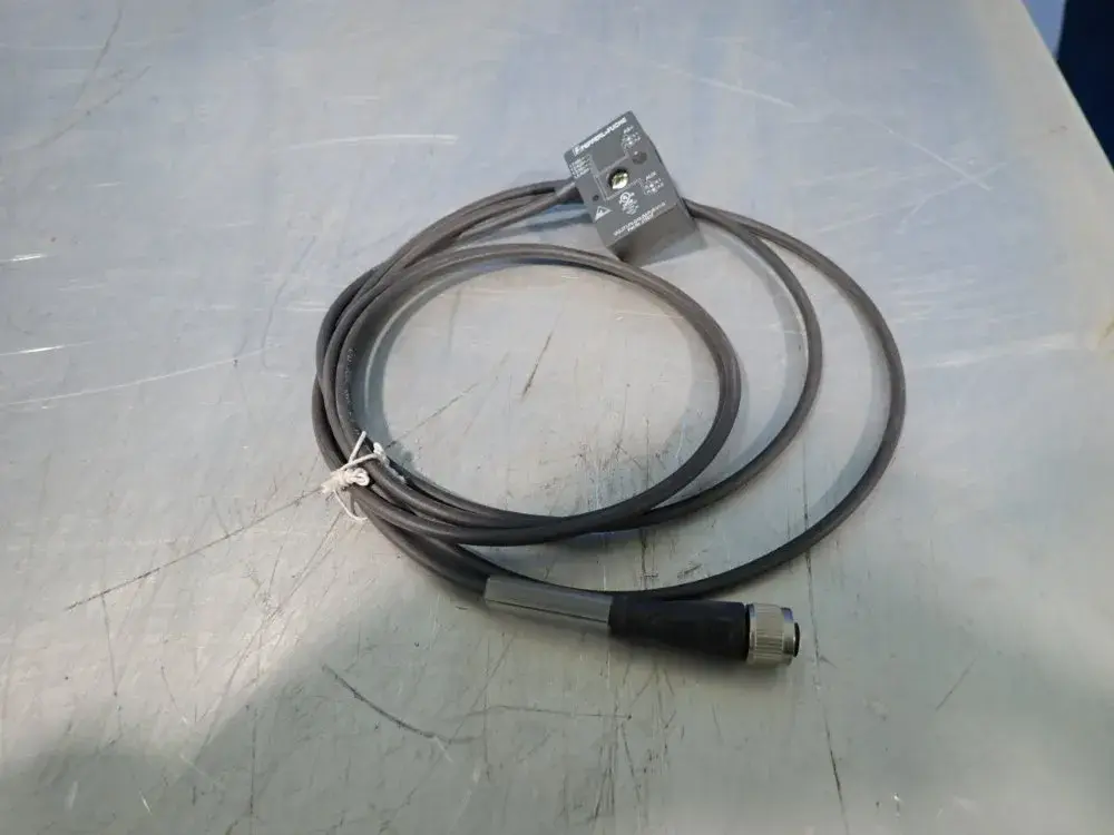 NEW PEPPERL + FUCHS VAZ2T1FKG102MPURV1G