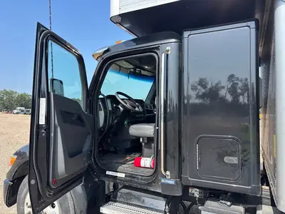 Used 2025 KENWORTH T380 Box trucks Florida US | Truck and Van Outlet #1509198