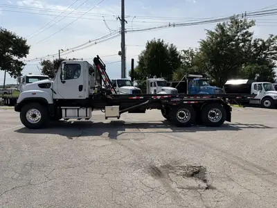 Used 2016 FREIGHTLINER 114SD Rolloff Trucks Texas US | Roll Off Truck World #1491821