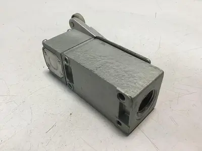 USED TELEMECANIQUE C2JK05
