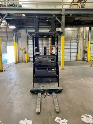 Used 2014 CROWN SP3520-30 Order Pickers Texas US | TB Forklifts #1274893