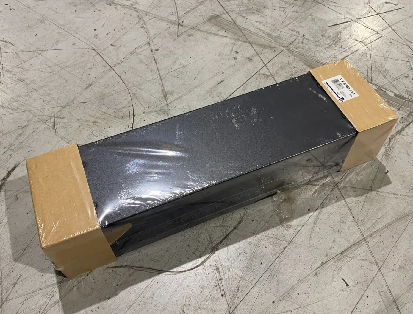NEW RITTAL SELF-POSITION BASE/PLINTH CORNER PIECES, HEAVY-DUTY 8640023