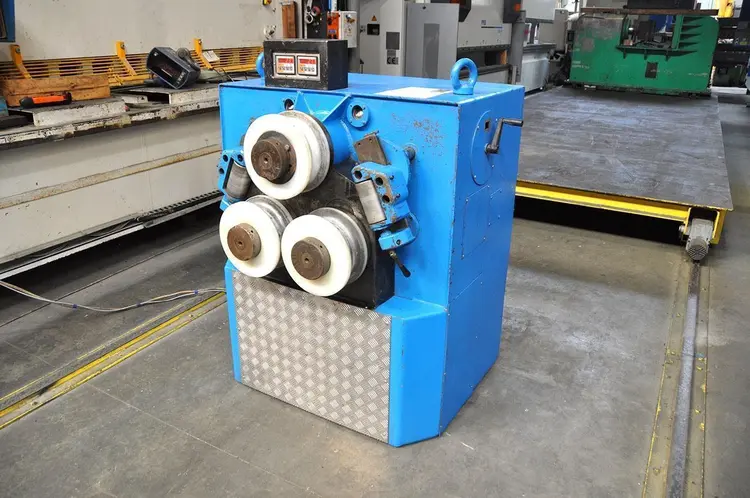 Used PULLMAX SECTION BENDER Seam Closers BE | Apt International N.V #362471