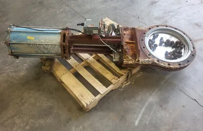 USED DEZURIK 9122663 VALVE