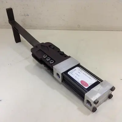 USED DESTACO 841-MR