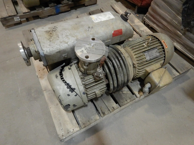 Used BUSCH RC-0160-B032-1001 Vacuum Pumps New Jersey US | Perry Equipment #119332