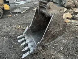 Used 2003 JOHN DEERE 270C LC Crawler Excavators Pennsylvania US | Iron Exchange Equipment Solutions #1353933