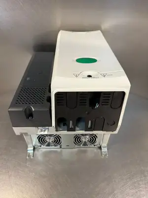 Emerson / Control Techniques SPMC1402 DRIVE 50-60Hz 3Ph (2.2.4)