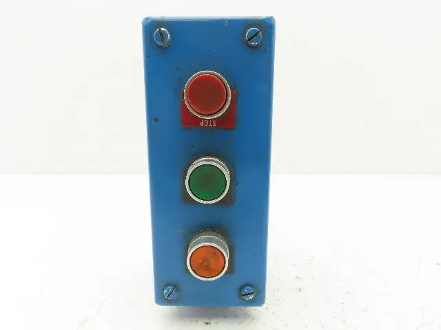 Hoffman E-3PBGX 3 Pushbutton Operator Control Station 7" Enclosure w/E-Stop