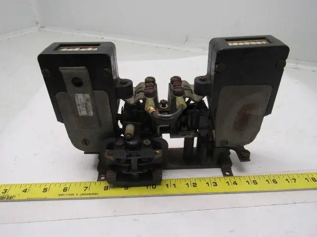 GE General Electric 2D01FFA002 DS303A DC Contactor 600V 50A