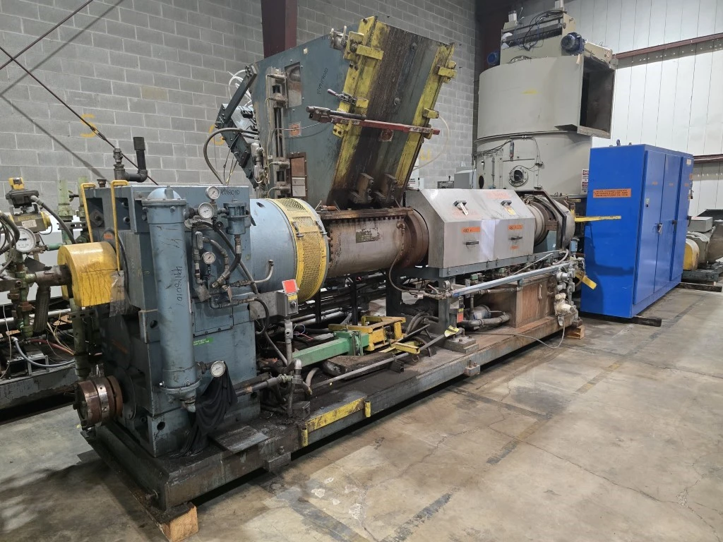 12" Single Screw Crown/CDL Dump Extruder, Model RPU2E400, 10:1 L/D Ratio