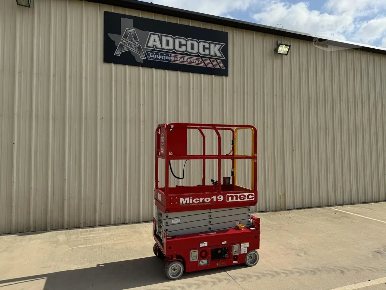 New | in-Stock 2026 MEC MICRO 19 Scissor Lifters Texas US | Adcock Equipment USA #1519579
