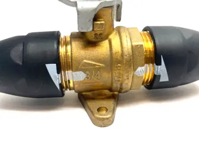 USED AIRTEC BALL VALVE 3/4" 20MM AIR  PIPE TO 3/4" 20MM AIR PIPE