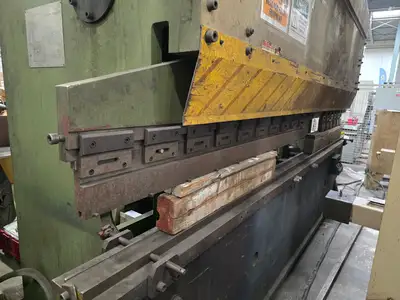 12 ft x 150 ton Press Brake w/ Tooling