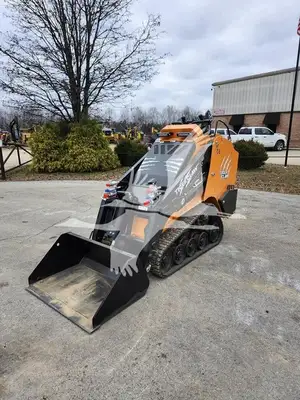 USED 2025 TIGER CLAW TC3000T