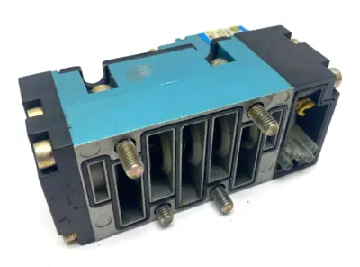 MV-P2A-AADB-DM-DFFP-1DR9 | MAC Valves  Solenoid Valve VAC to 150psi - Used