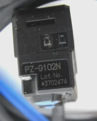 NEW KEYENCE PZ-G102N SENSOR PZG102N