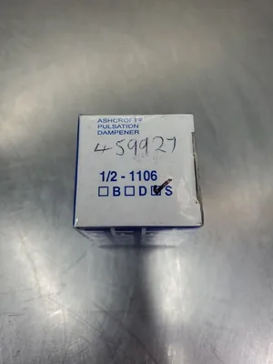 ASHCROFT 1/2 - 1106 S PULSATION DAMPENER. 6D-5