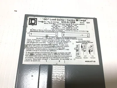 Square D QO2-4L70RB Circuit Breaker Load Center 120/240VAC 50/60Hz Series G01