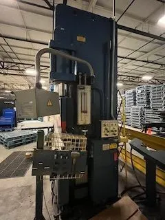 CINCINNATI 230-CB-10 Press Brake | Universal Press & Machinery (UPM) (2)