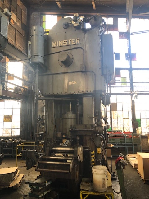 Used MINSTER E2-250 Straight Side Presses | D & D Industries #438566