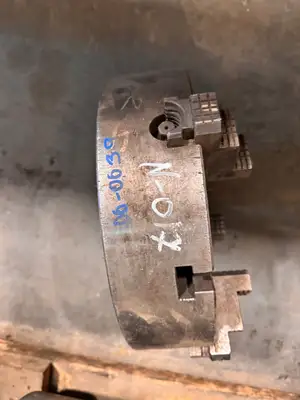 4 Jaw Chuck - 16"