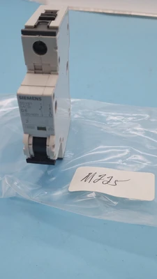 NEW Siemens 5SY6106-8