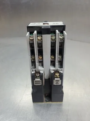 Square D Class 8501 Type X080 Industrial Control Relay. 4C-13