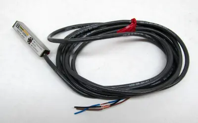 NEW OMRON E3HS-DS5E1