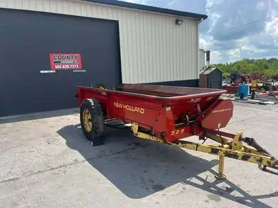 NEW HOLLAND 329 MANURE SPREADER Manure Spreader | County Equipment Company LLC (1)