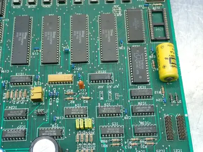 USED HAAS AUTOMATION 323051E