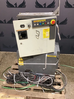 USED 2005 FANUC M-410iB/160 + R-J3iB