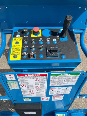 USED 2014 Genie Z-34/22N