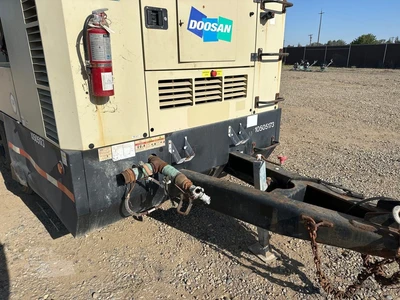 Used 2015 DOOSAN HP915 Air Compressors, Portable California US | Mittry Construction #1363495