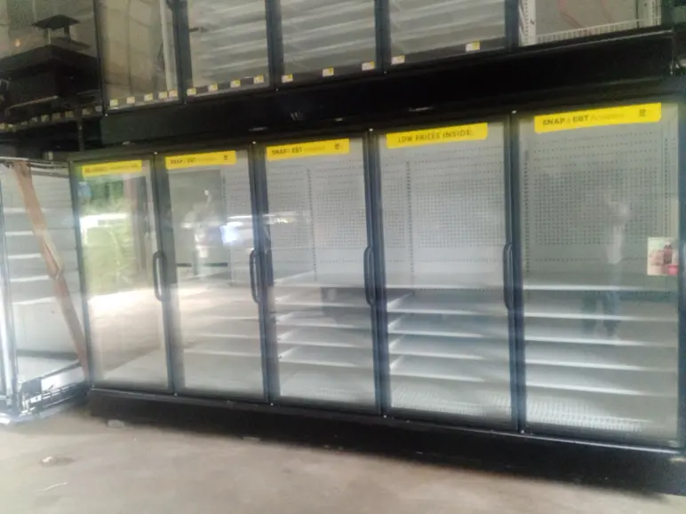 7-0008 Hussmann RFLN 22 Door Hybrid Freezer Run