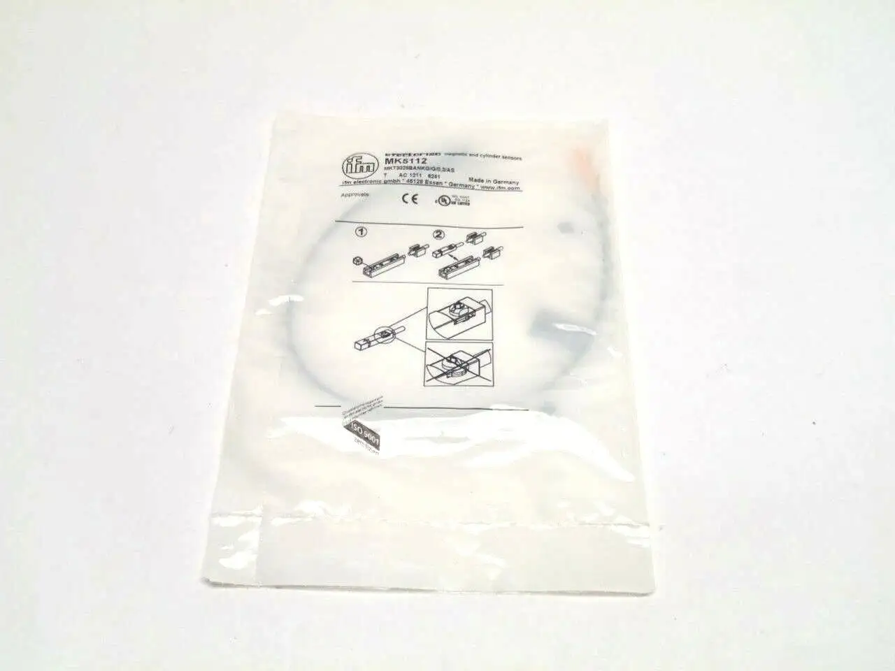 NEW IFM T-SLOT CYLINDER SENSOR AC