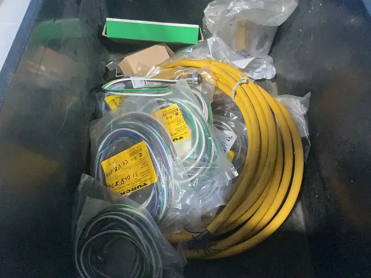 Used TURCK, SCHNEIDER, NORGREN _UNKNOWN_ Misc Electrical & Power Parts Ohio US | HGR 24 #1709226