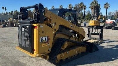 USED 2025 Caterpillar 275