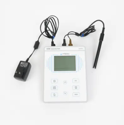 USED Apera Instruments EC700