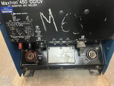 USED MILLER 452