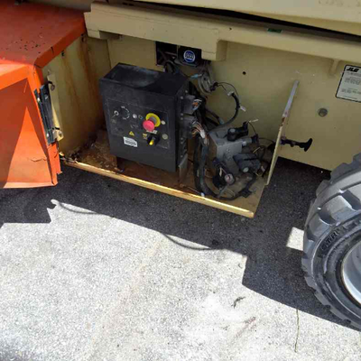 USED 2014 JLG 4069LE