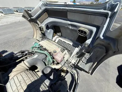 Used 2011 VOLVO VNL64T300 Conventional trucks California US | Ben Kaplan Equipment #1250886