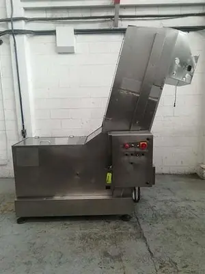 Ozaf model E-40-SX Stainless Steel Bottle Feeder