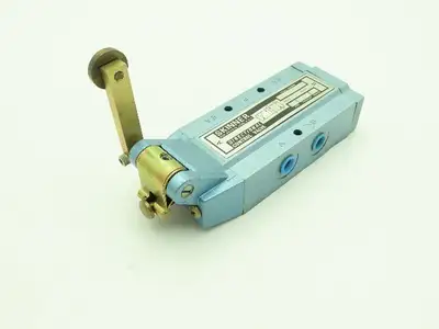 Skinner S3J0ACX2 Pneumatic Air Limit Switch Valve 5-Way 2 Pos 150PSI 1/4" NPT