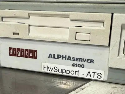 Digital Alpha Server ASVR 4100 BA30A-AA (12.6.1)