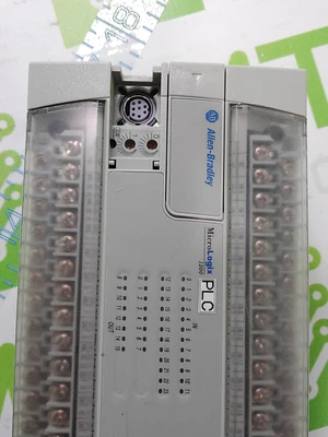 ALLEN-BRADLEY MICROLOGIX 1200 CONTROLLER